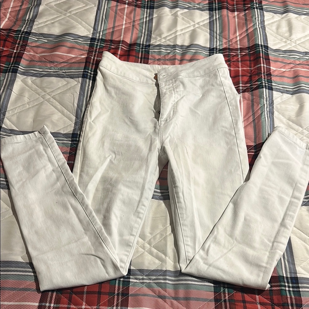 GUESS - White Skinny Jeans